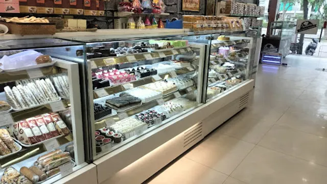 Pammi's Bakers - best bakery in Bathinda