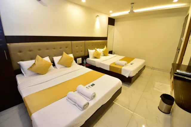 Hotel Bkc Palace Inn