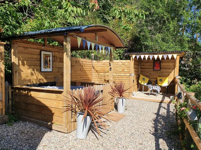 Llangollen Shepherds Huts