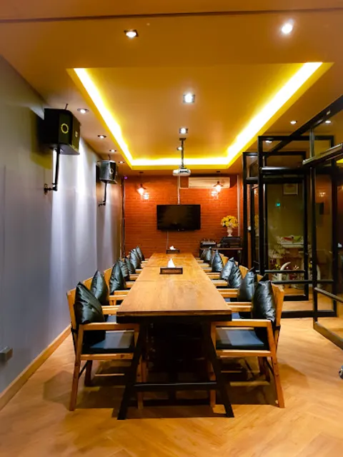 รูม88 คราฟท์ บิสโทร Room88 Craft Bistro