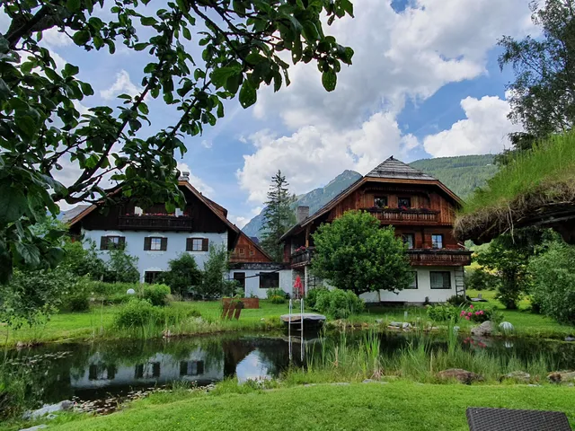 Pension Gruber & Almhütte am Wirpitschsee in Weißpriach im Lungau