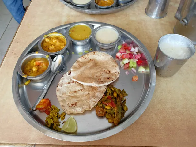 Shiv Restuarant