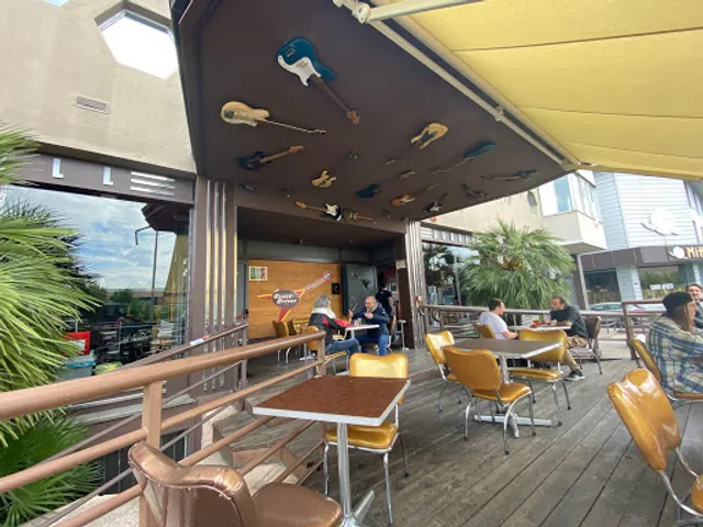 Crazy Driver Rock 'n' Grill