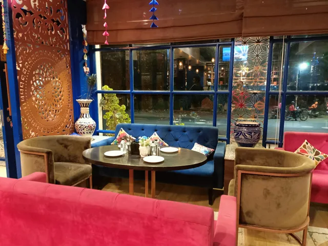 Veg land cafe and restaurant