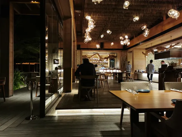 The Ledge by Dave Pynt