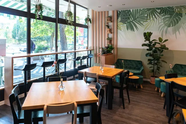 Kombinat Bistro & Coffee