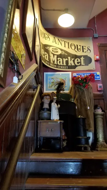 Sturbridge Antique Shops