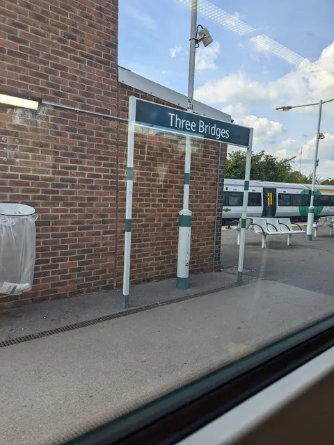 Three Bridges railway station