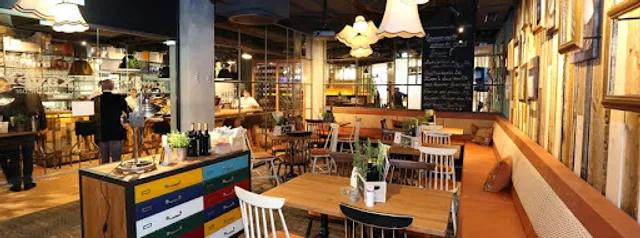 XAVER cafe.küche.bar