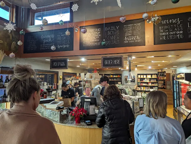 Main Course Restaurant + Market