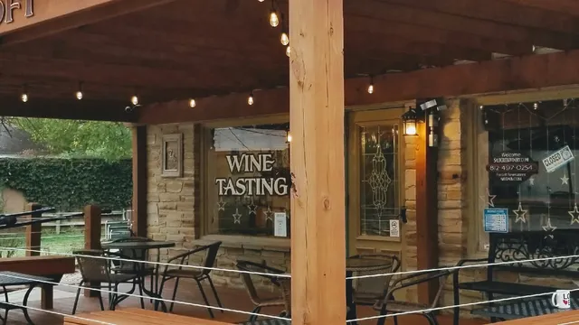 Salt Creek Winery, Nashville, IN Tasting Room