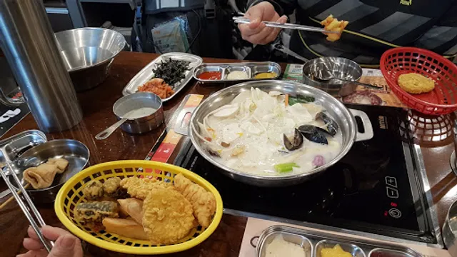 Sinjeon Ttokbokki Seomyeon