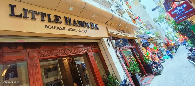 Little Hanoi Deluxe Hotel