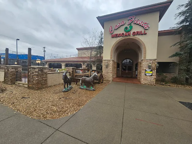 Casa Fiesta Mexican Grill
