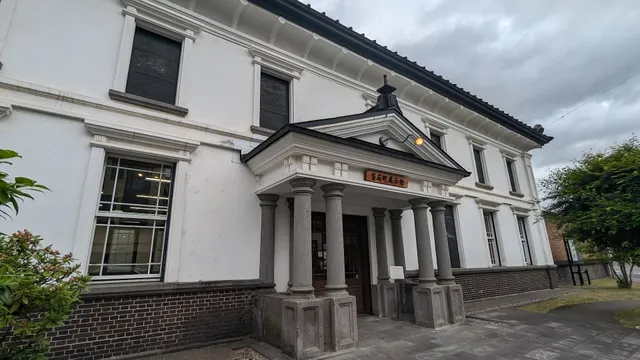 Hirosaki Municipal Hyakkokumachi Gallery