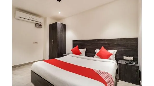 OYO Hotel Blue Diamond