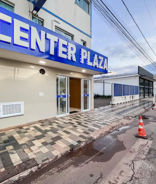 Center Plaza Hotel