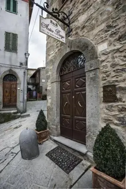 B&B Antico Borgo Seggiano