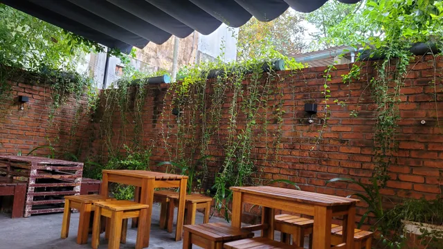 Trốn Café