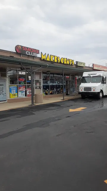 Howard Avenue Shopping Center