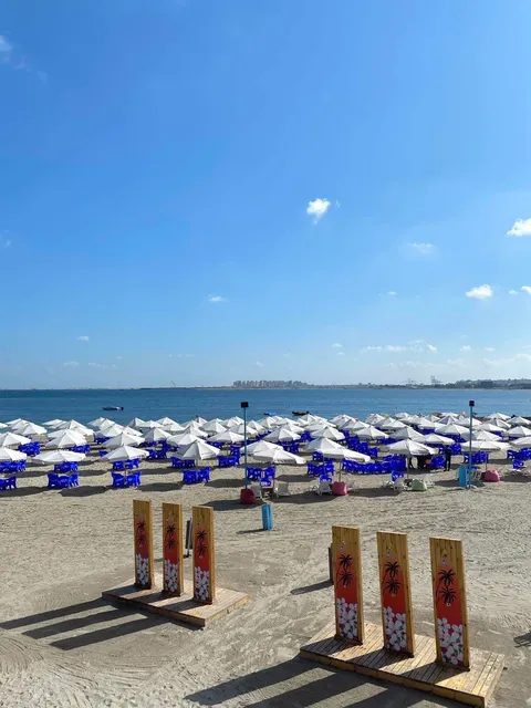 شاطئ المنتزة السياحي Montazah Bay