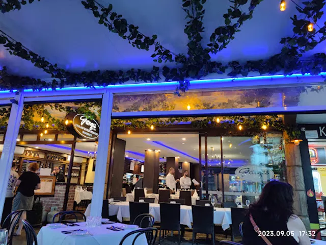 George's On Broadbeach