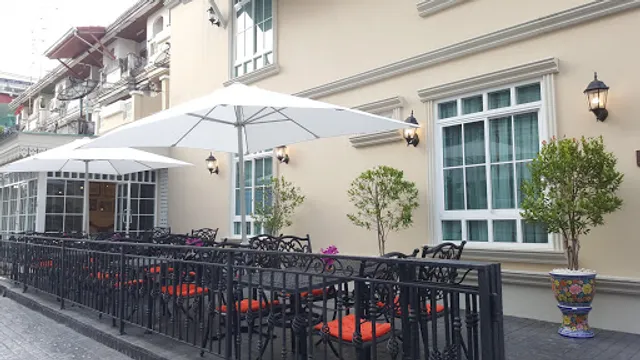 Yung Siam Thai Cuisine