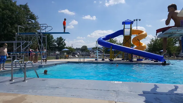 Moorefield Town Pool