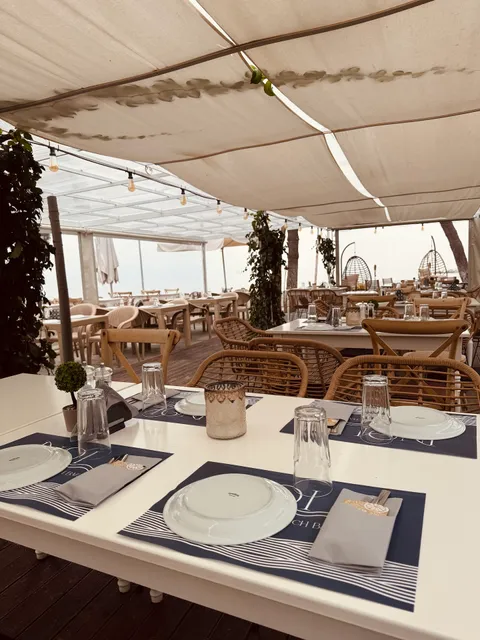 Inoi Beach Bar Restaurant