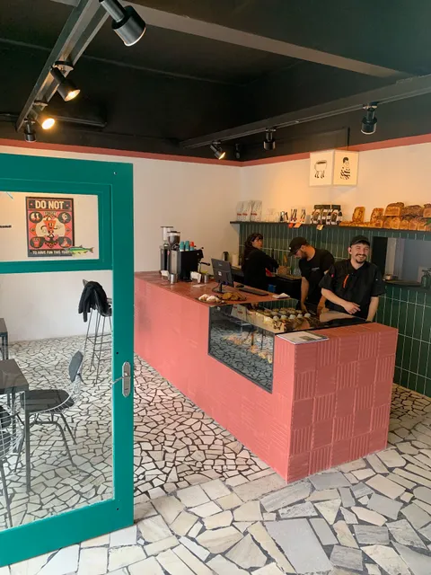 Desmadre pan y café