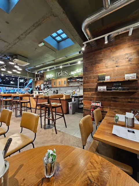 Notes Coffee Roasters | St John's Wood