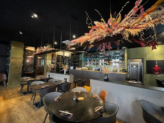 Catch Sushi Bar - Sushi restaurant