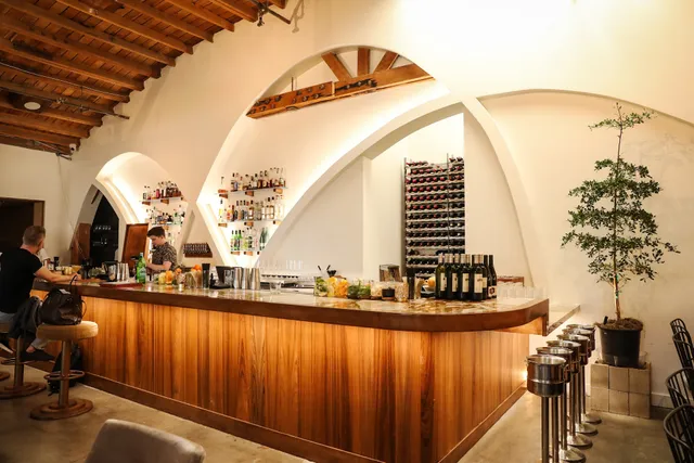 Edgemar Restaurant + Lounge