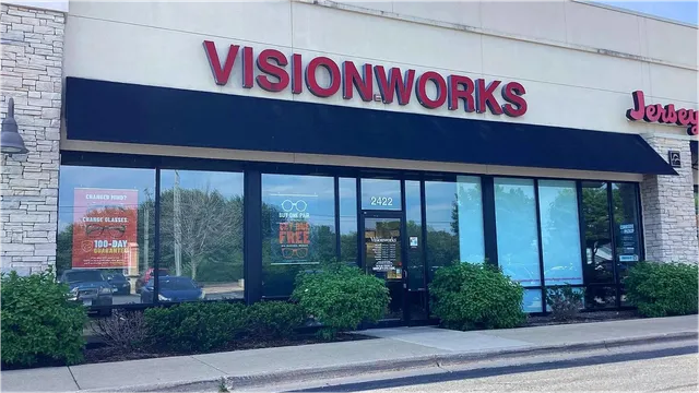Visionworks Prairie Market
