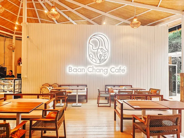 Baan Chang Cafe