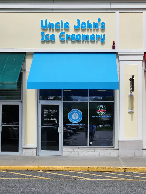 Uncle John's Ice Creamery