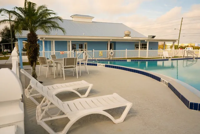 Sun Retreats Orlando ChampionsGate