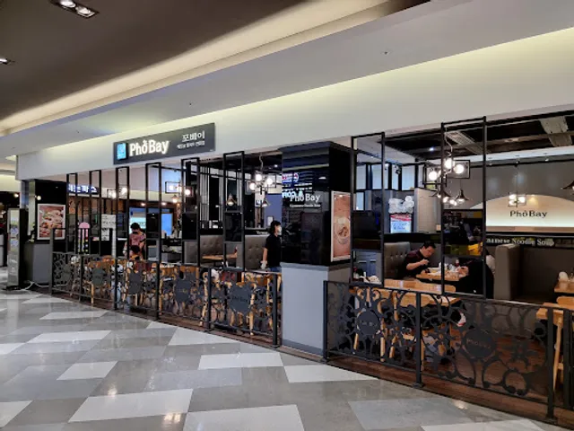 Pho Bay HomePlus Mall