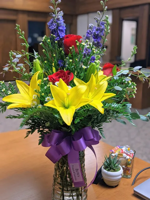 Berta's Flowers & Festivities