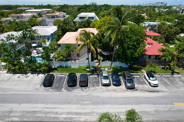 The Leeward Apartments by Lowkl