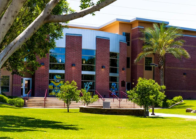 University of Advancing Technology