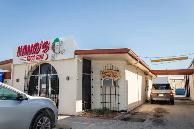 Nano's Taco Run