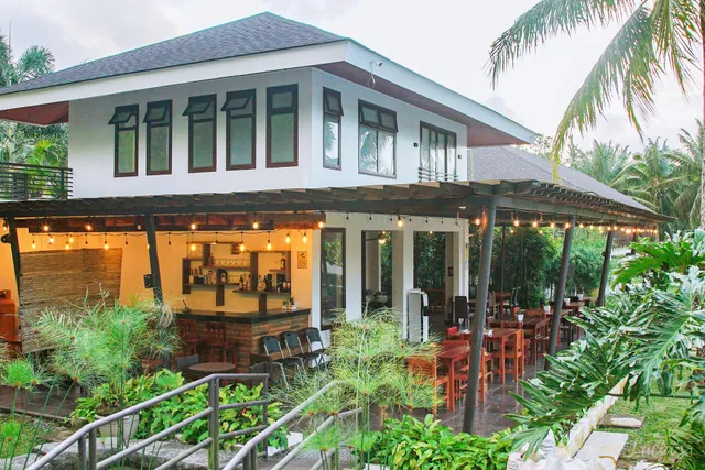 Lucia’s Bed and Breakfast Resort