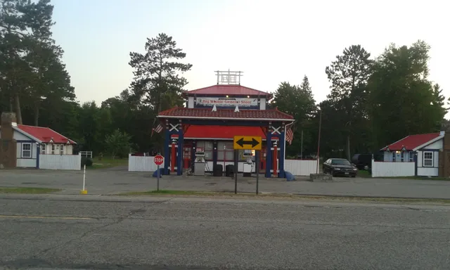 Big Winnie Resort and General Store