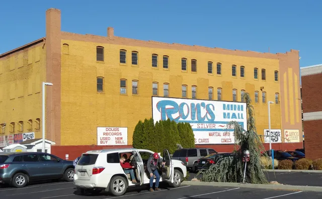 Ron's Coin & Collectables