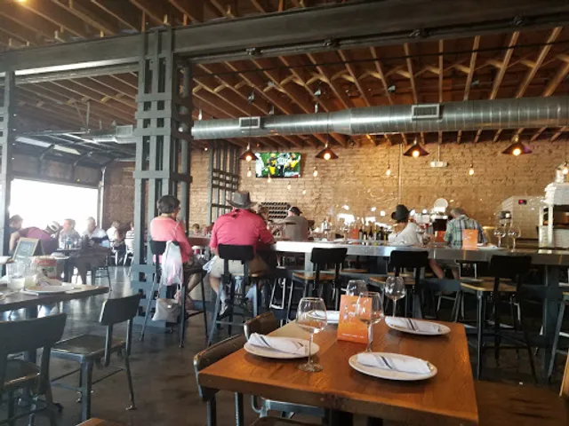 Papa Paul's Brick Oven Pizza & Pasta