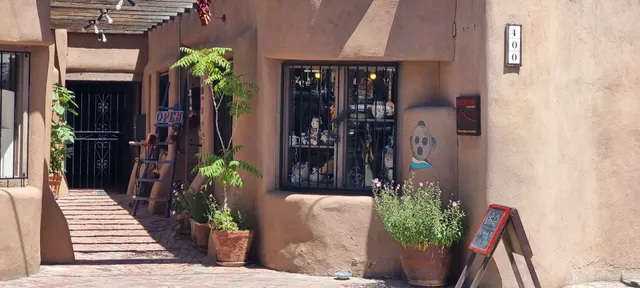 Indian Treasures & Jewelry