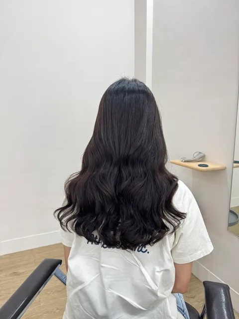 覓覓想髮｜台中燙髮染髮｜台中剪髮｜台中護髮｜台中東區燙髮｜台中東區染髮