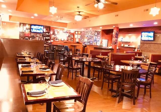 Chulo Restaurant & Bar