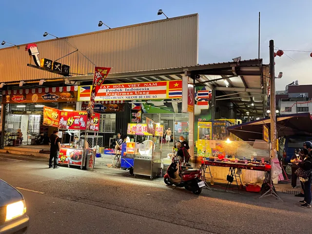 Nangang Night Market